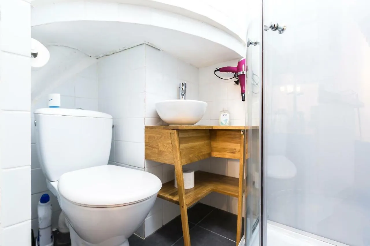 Charming 20m² Near Le Marais *
